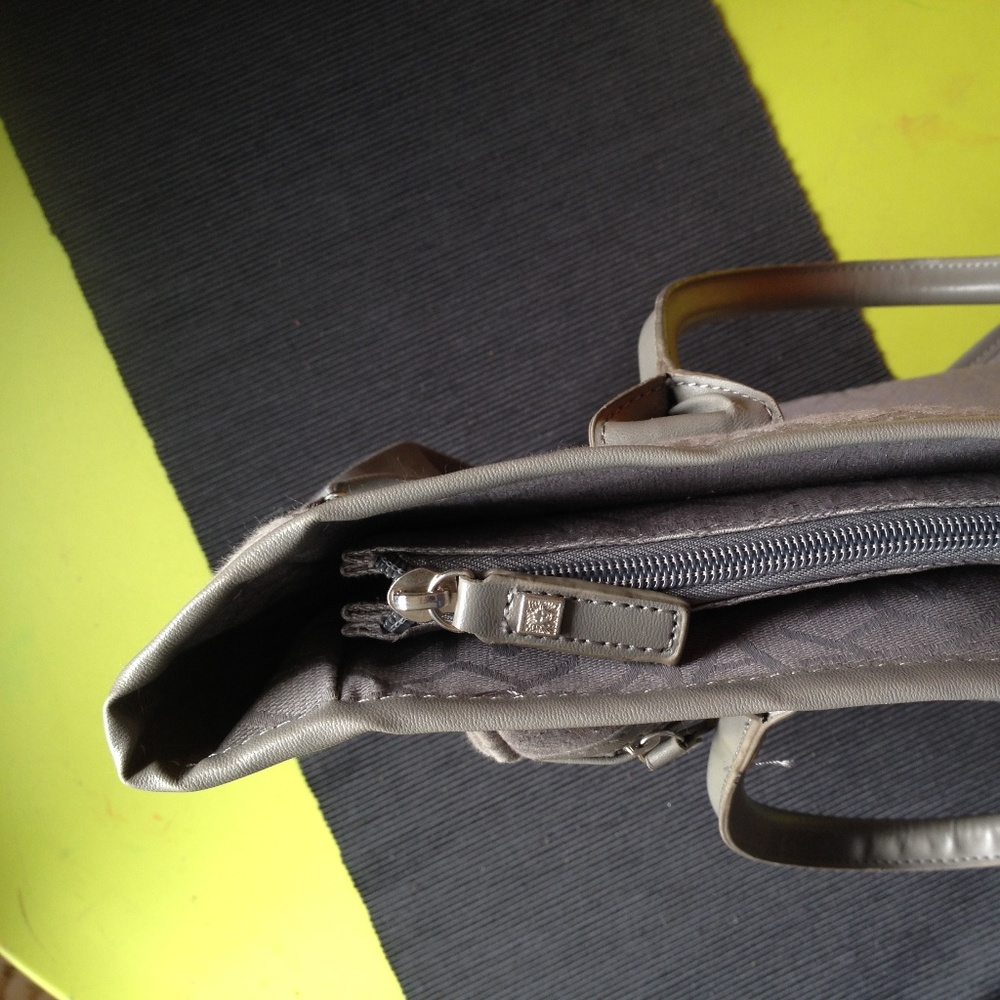 Ak Large Gray Canvas Tote With Strap - image 4